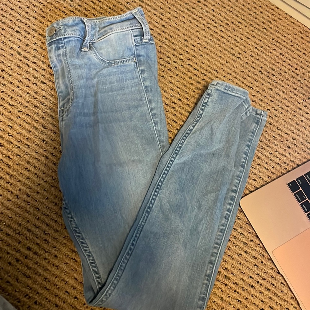 light wash jean legging, high rise, size 5, hollister